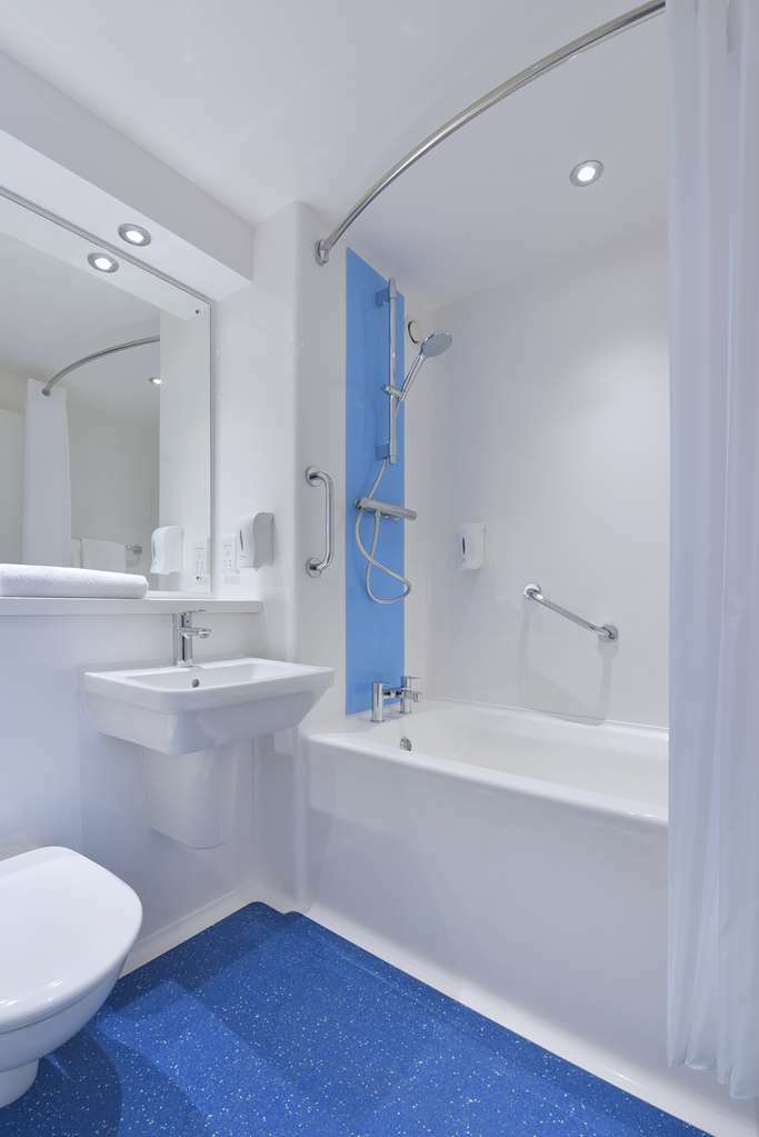 Travelodge Dundee Strathmore Avenue Phòng bức ảnh